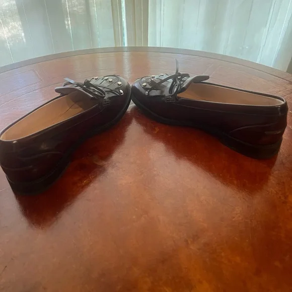 TOD'S Burgundy Leather Kiltie Loafers with Stud Detail - Picture 7 of 8